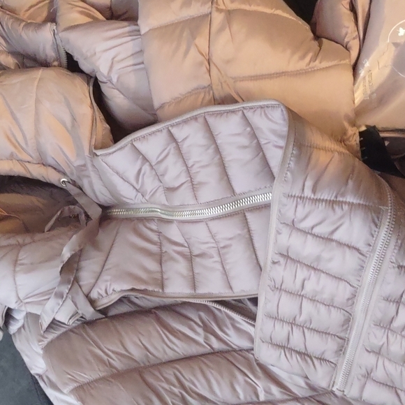 BERNARDO Neo Active Double Up Hooded Puffer Size XXL - Picture 13 of 16